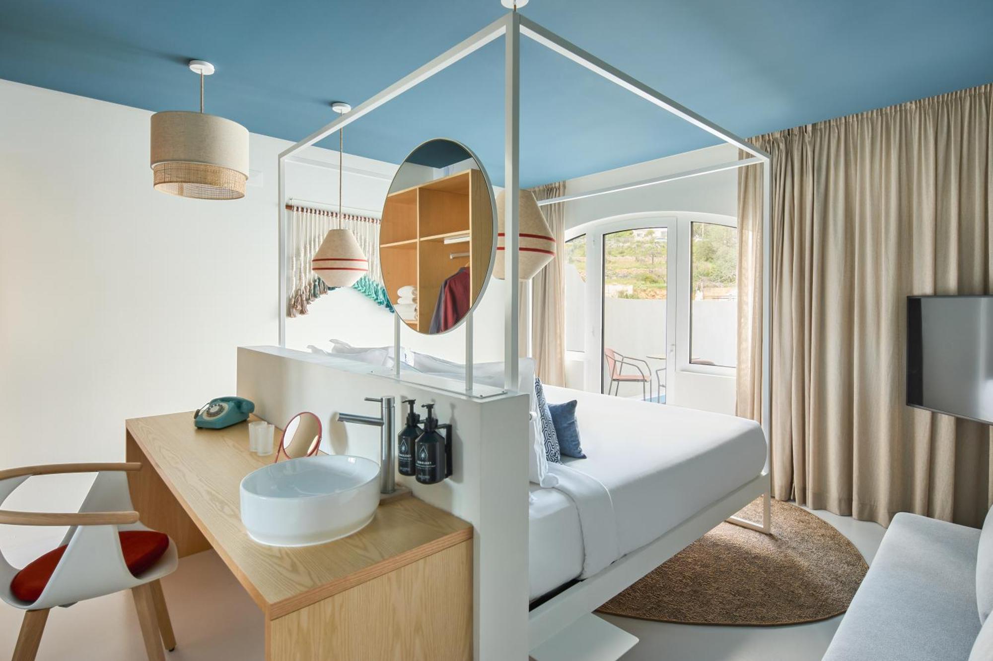 Indigo By Ihg (adults Only) 4* Albufeira